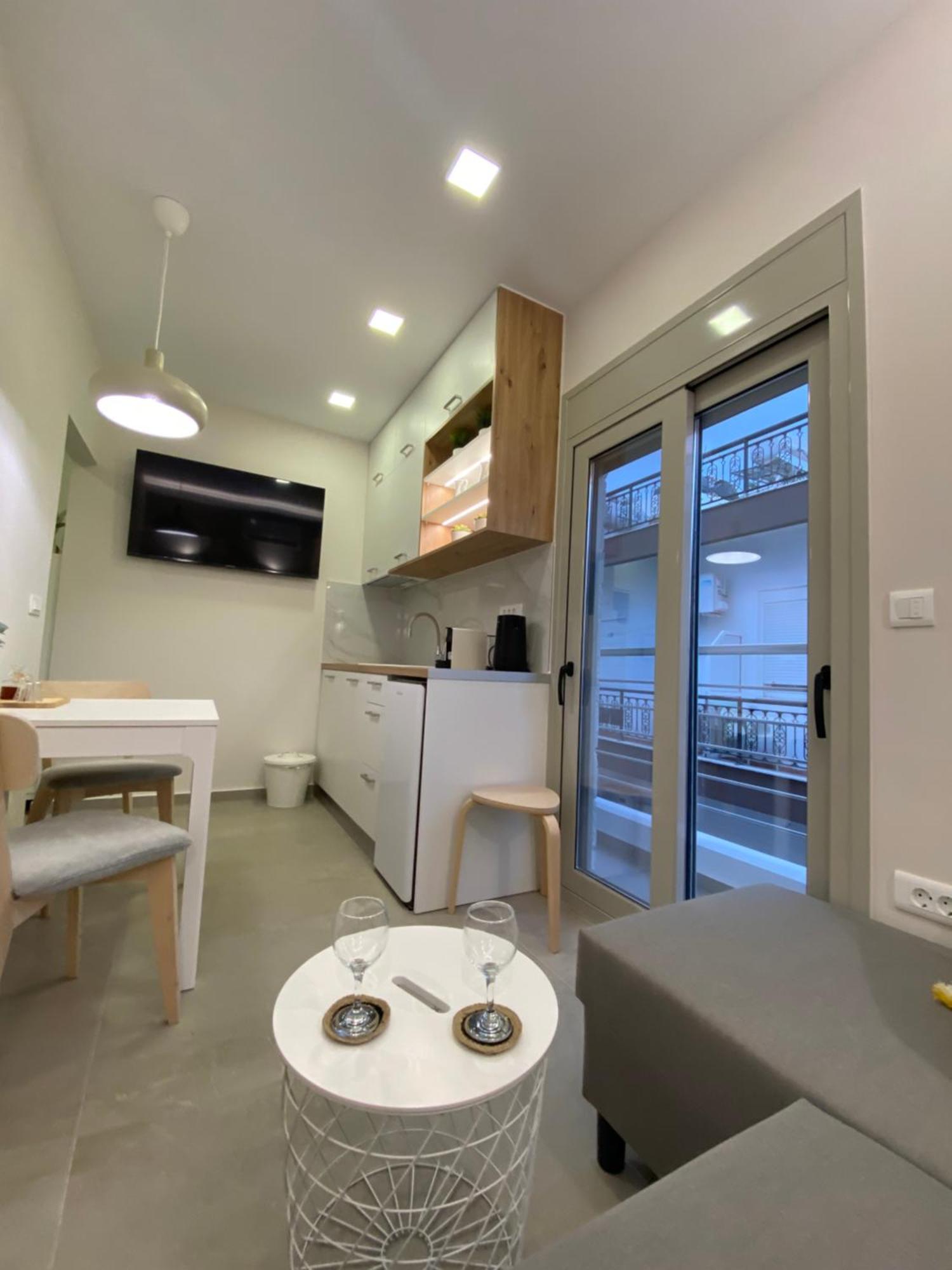Armonia Small Luxury Apartments Ierápetra Buitenkant foto