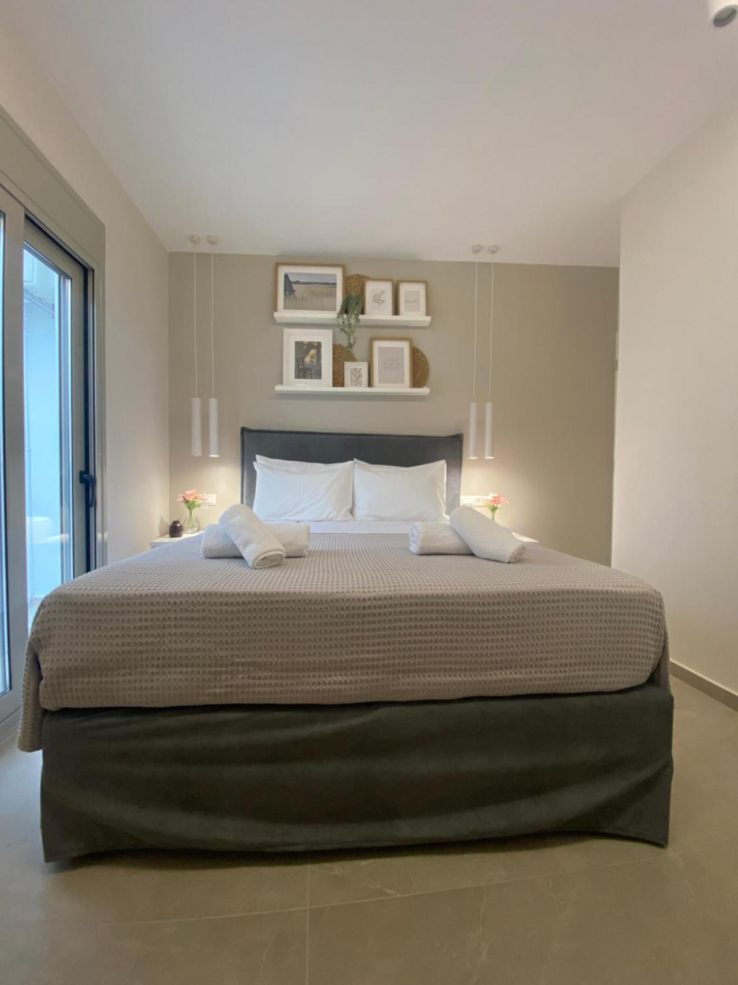 Armonia Small Luxury Apartments Ierápetra Buitenkant foto